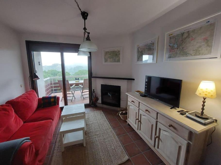 Camino Del Oso Apartment San Martin de Valdeiglesias Ngoại thất bức ảnh